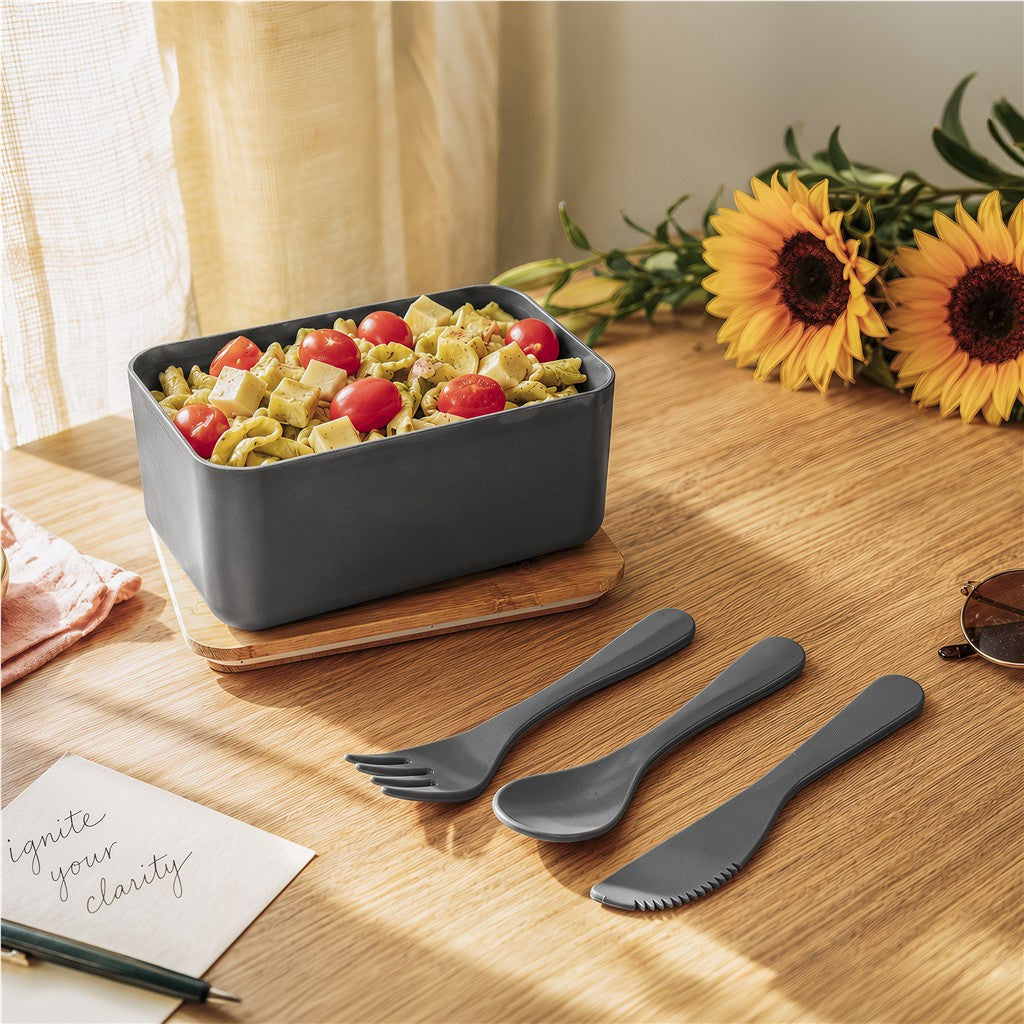 Okiyo Pasuta Recycled Plastic & Bamboo Lunch Box