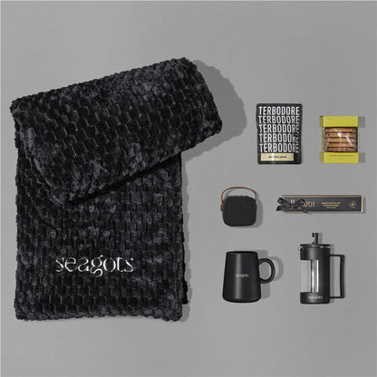Yatta Blanket Bliss Hamper