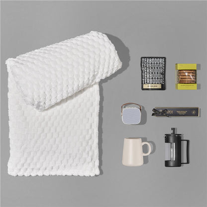 Yatta Blanket Bliss Hamper
