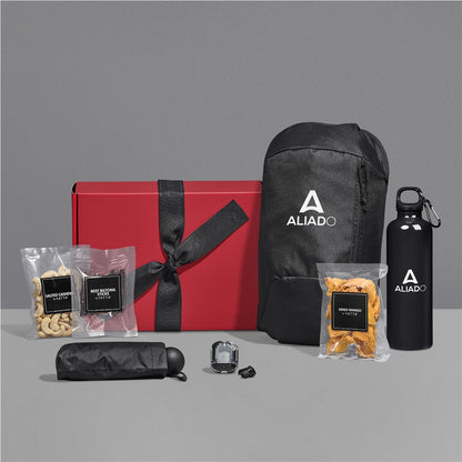 Yatta Adventure Awakening Hamper - Turquoise
