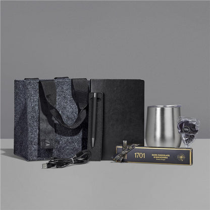 Yatta Class & Charm Hamper