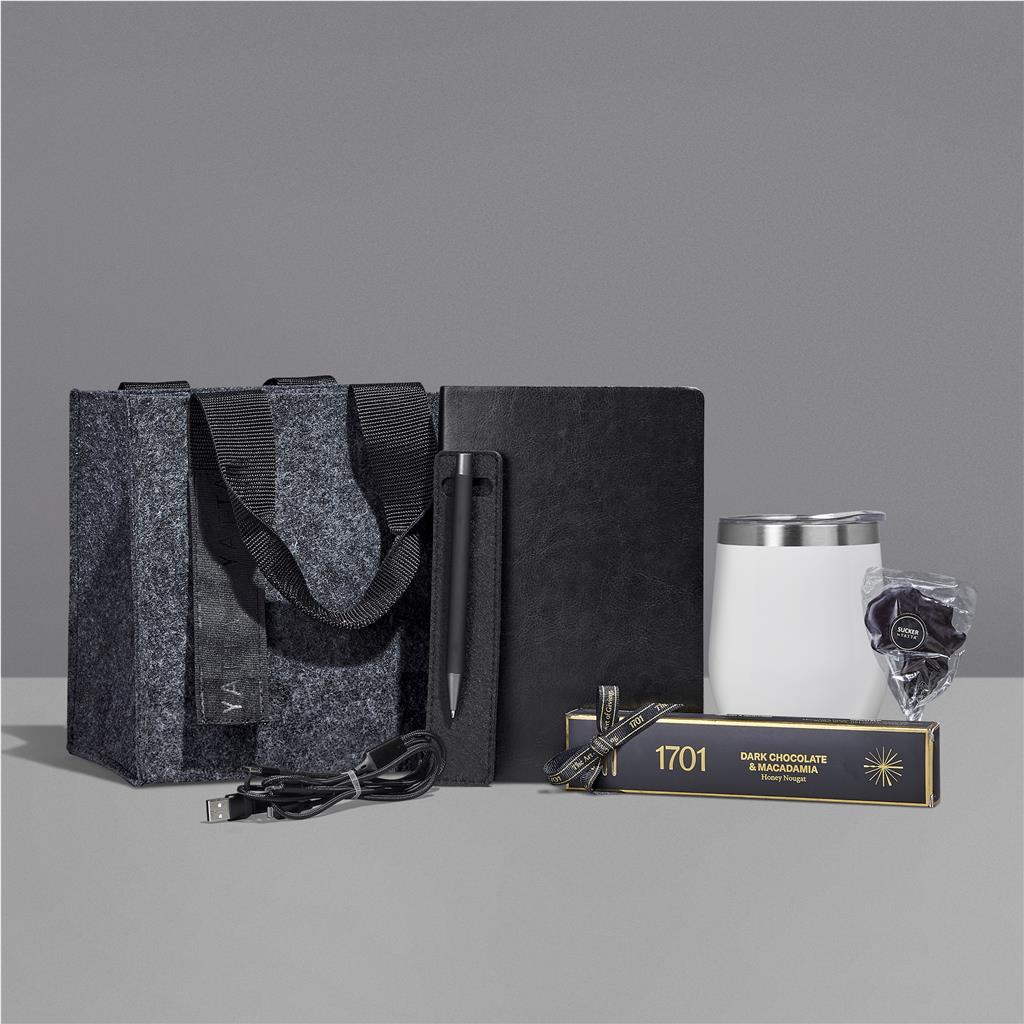 Yatta Class & Charm Hamper