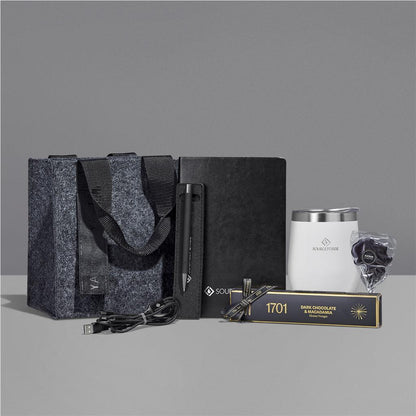 Yatta Class & Charm Hamper