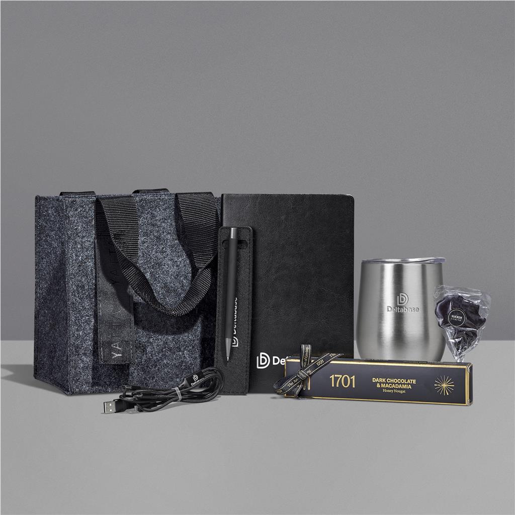 Yatta Class & Charm Hamper