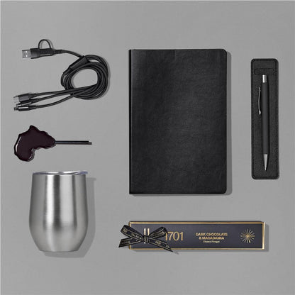 Yatta Class & Charm Hamper