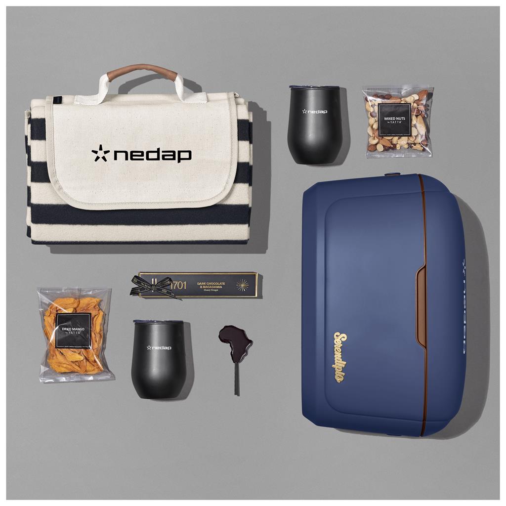 Yatta Outdoor Indulgence Hamper