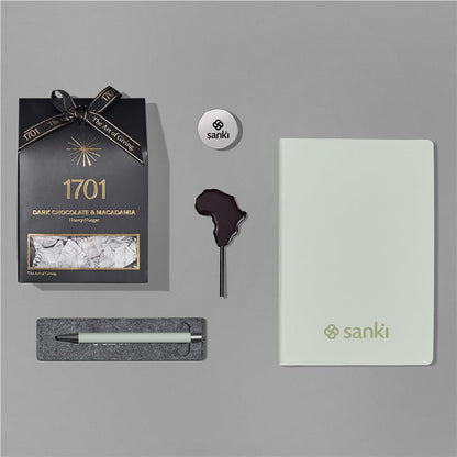 Yatta Pretty Possessions Hamper