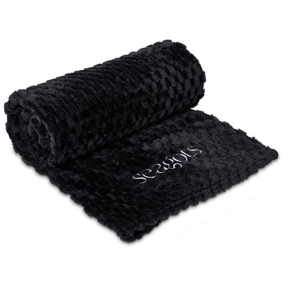 Serendipio Cozy Cloud Fleece Blanket