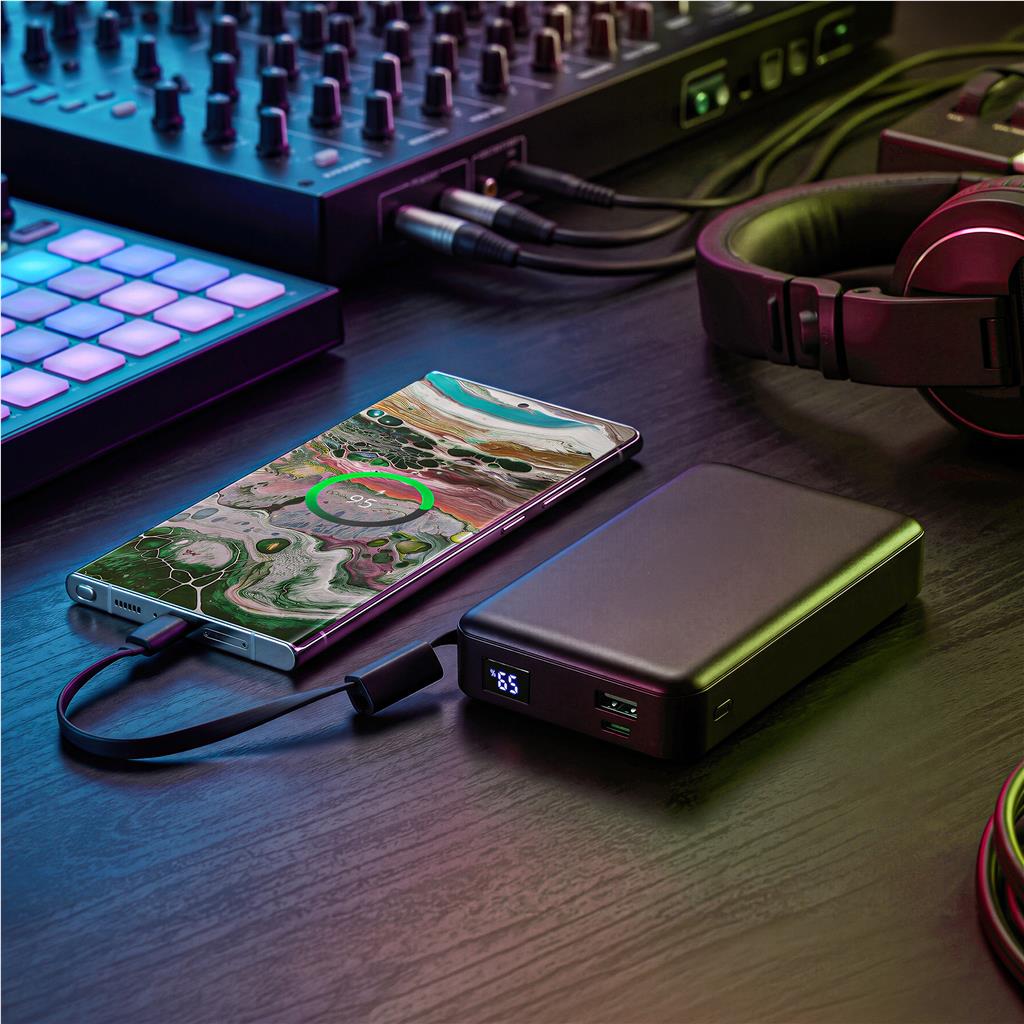 Swiss Cougar Salzburg Fast Charge 65W PD & QC Power Bank 15,000mAh