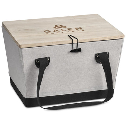 Serendipio Willow 4-Person Picnic Basket